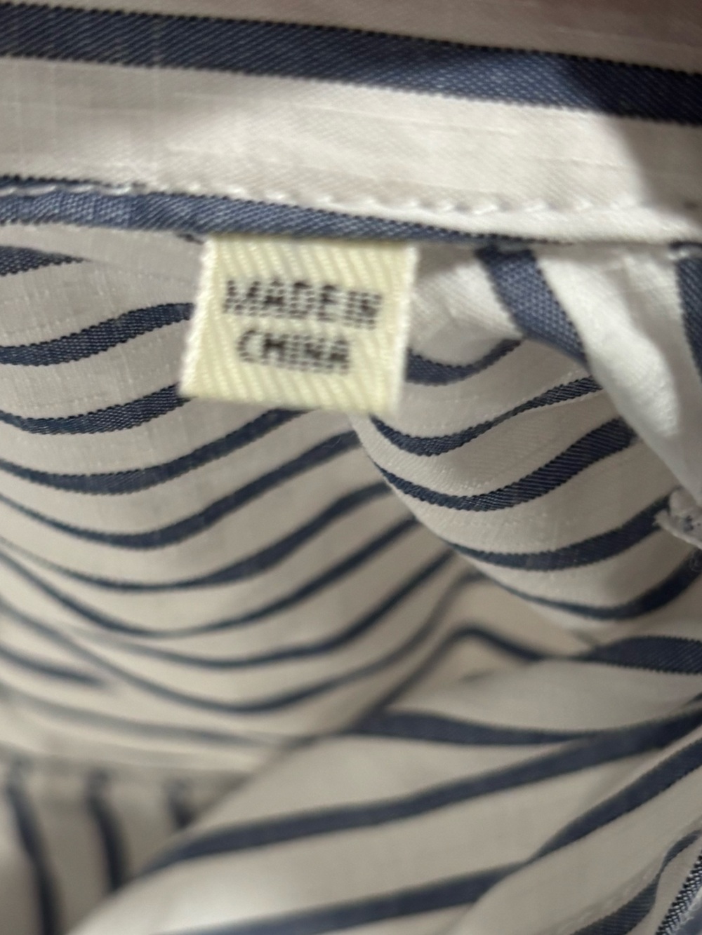 🐞Max Studio White and Navy Striped Relaxed Popover Button-Down - Picture 6 of 10